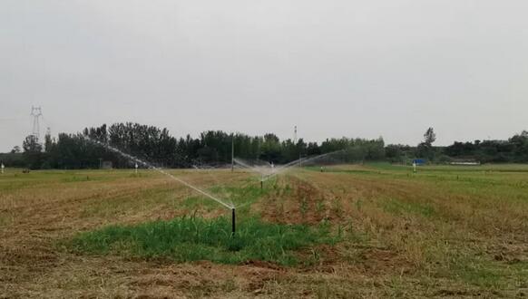 陕西推广软体集雨水窖水肥一体化，提升农业节水灌溉水平